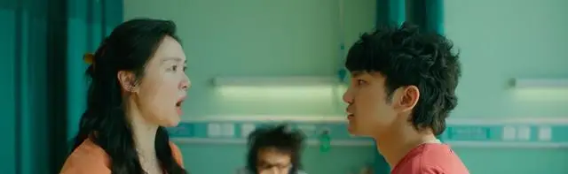 陈思诚《10间敢死队》上映首周末票房破3.2亿，豆瓣评分8.7 现场图